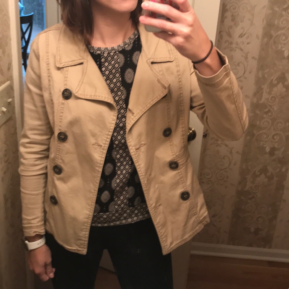 H&M • Light khaki jacket